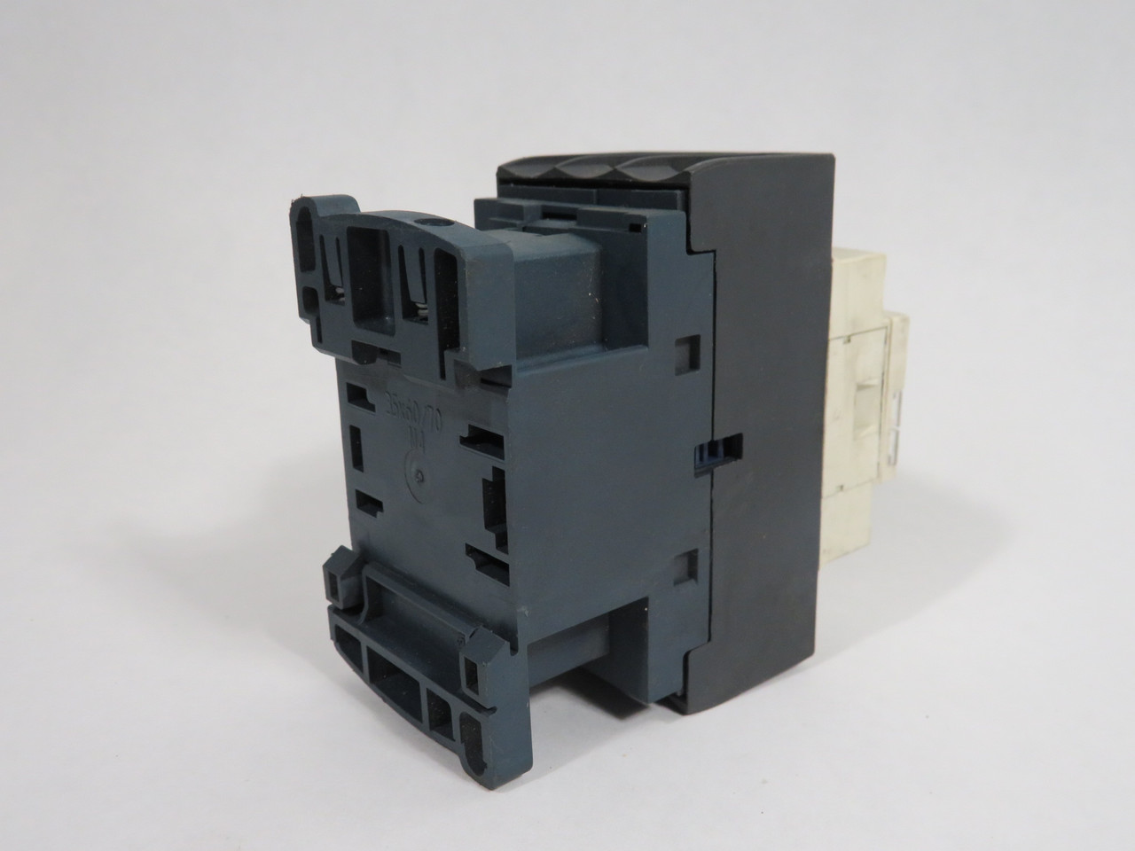 Telemecanique LC1-D32G7 Contactor 120V 50/60Hz USED