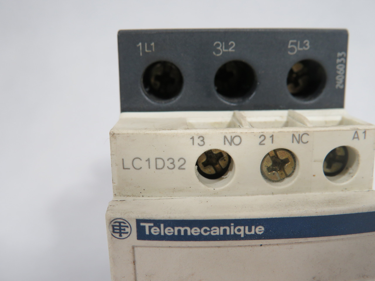 Telemecanique LC1-D32G7 Contactor 120V 50/60Hz USED