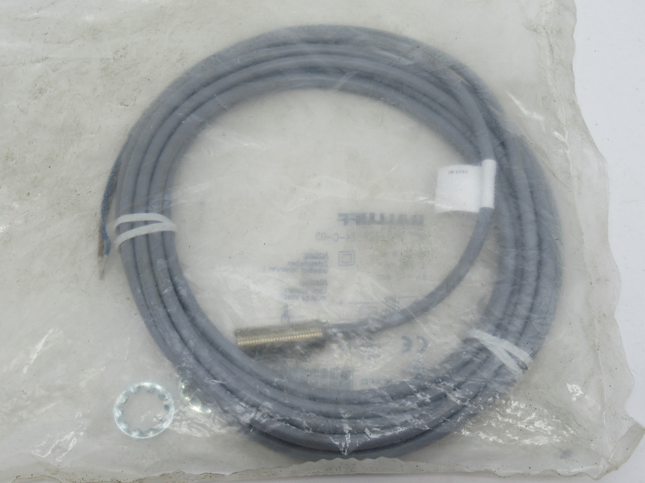 Balluff BES516-329-E4-C-05 Inductive Proximity Sensor 2mm Range 5m Length NWB