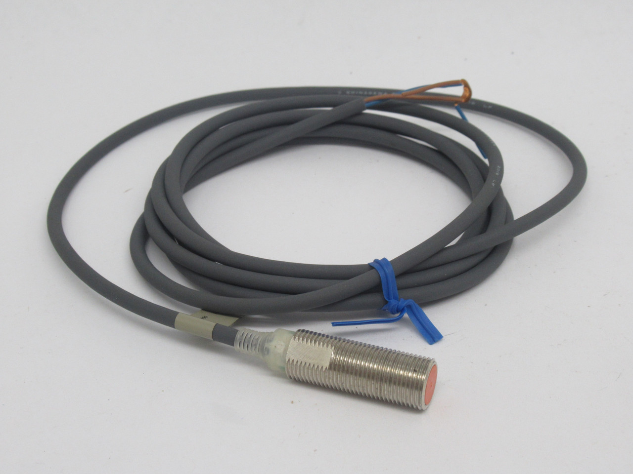 Omron E2E-X3D1-U Proximity Sensor 3mm Range 12-24VDC 100mA 2m L NO WASHERS NOP