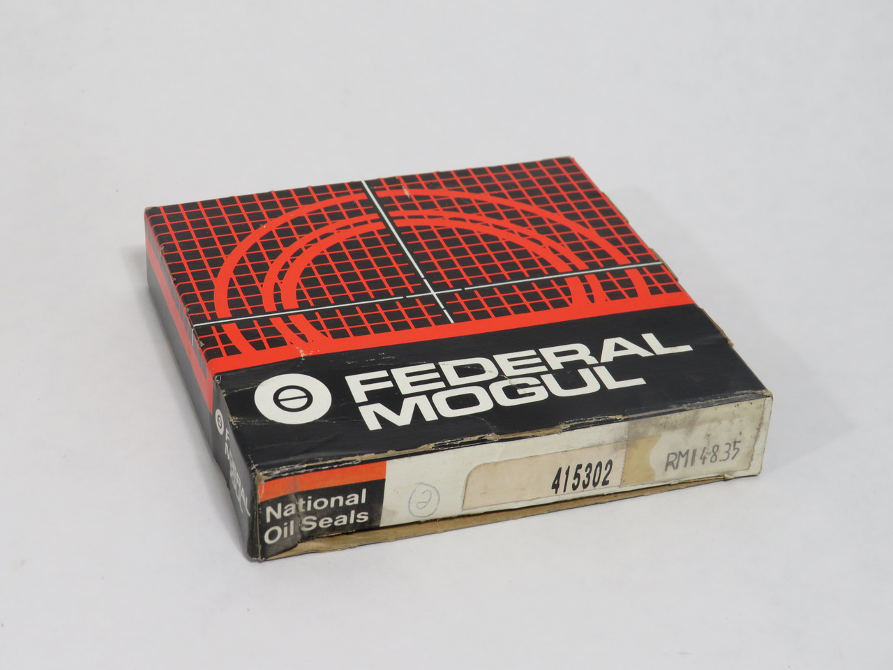 National Federal Mogul 415302 Oil Seal 3-1/2"OD 2-9/16"ID 3/8"W SHELF WEAR NEW