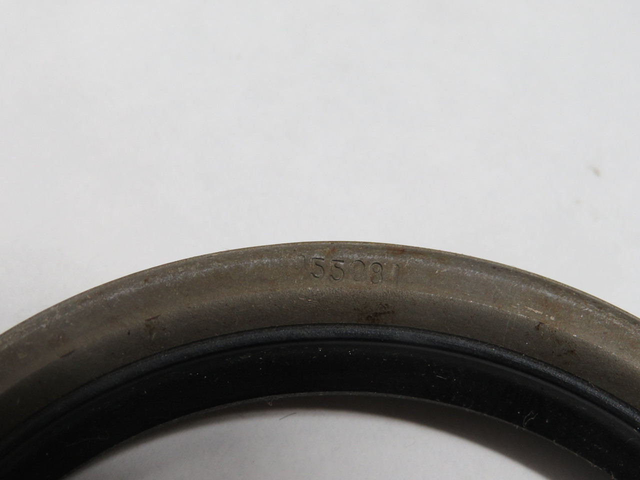 National Federal Mogul 455281 Oil Seal 3.751" OD 3.000" ID 0.5" W BOX DAMAGE NEW