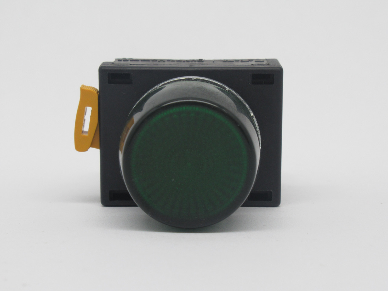 Eaton Cutler-Hammer E22H33X44 Indicating Light LED Green 120VAC USED