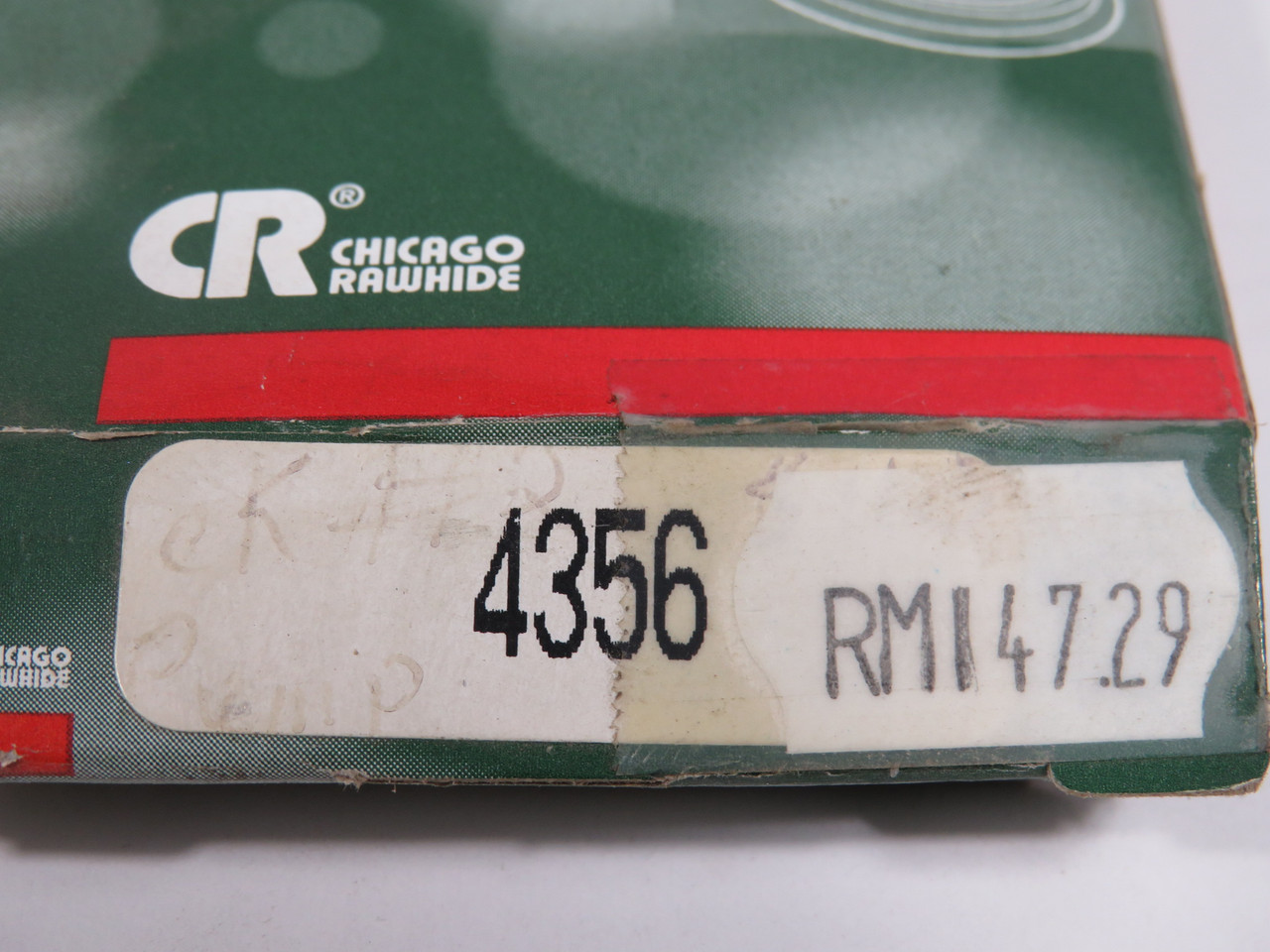 Chicago Rawhide 4356 Oil Seal 0.438" ID 0.999" OD 0.25" W BOX DAMAGE NEW