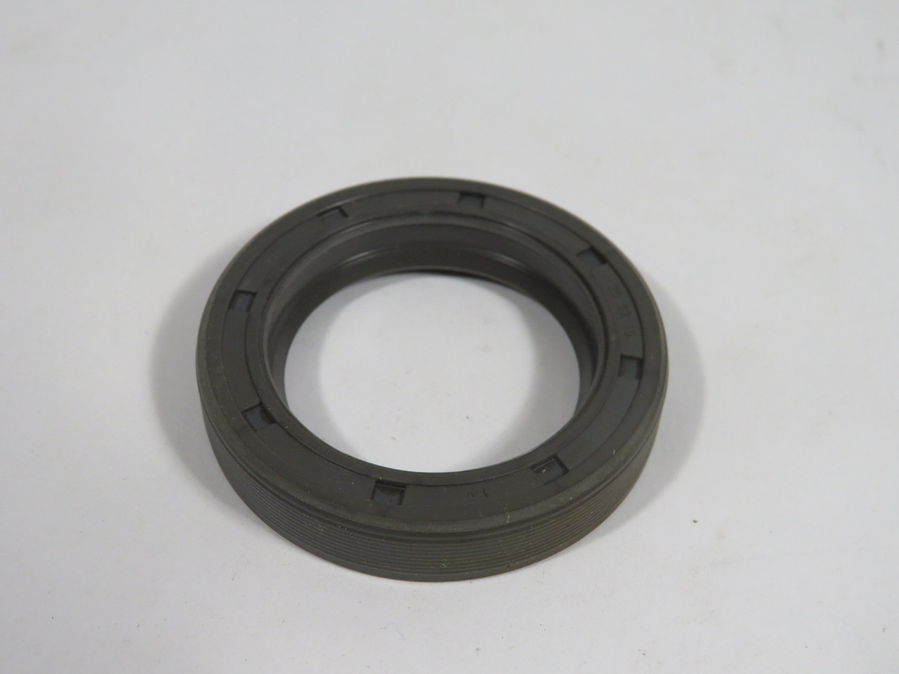 SKF 692419 Nitrile Oil Seal 35mm ID 52mm OD 10mm W NEW