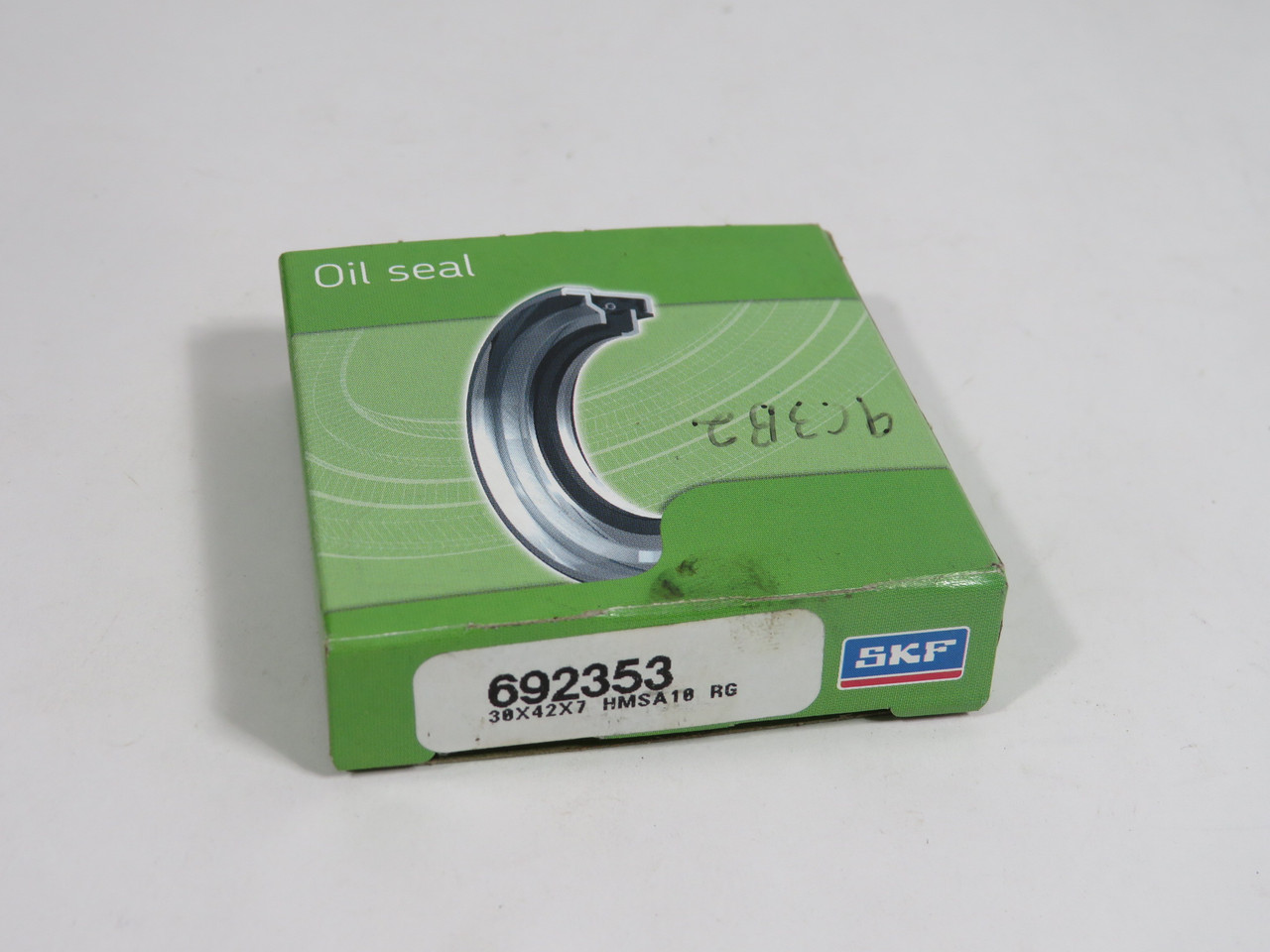 SKF 692353 Nitrile Oil Seal 30mm ID 42mm OD 7mm W NEW