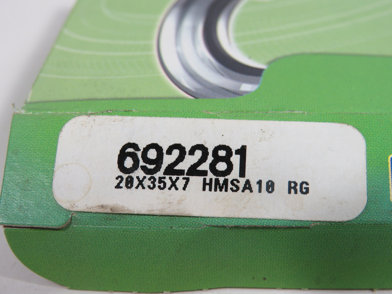 SKF 692281 Nitrile Oil Seal 20mm ID 35mm OD 7mm W NEW