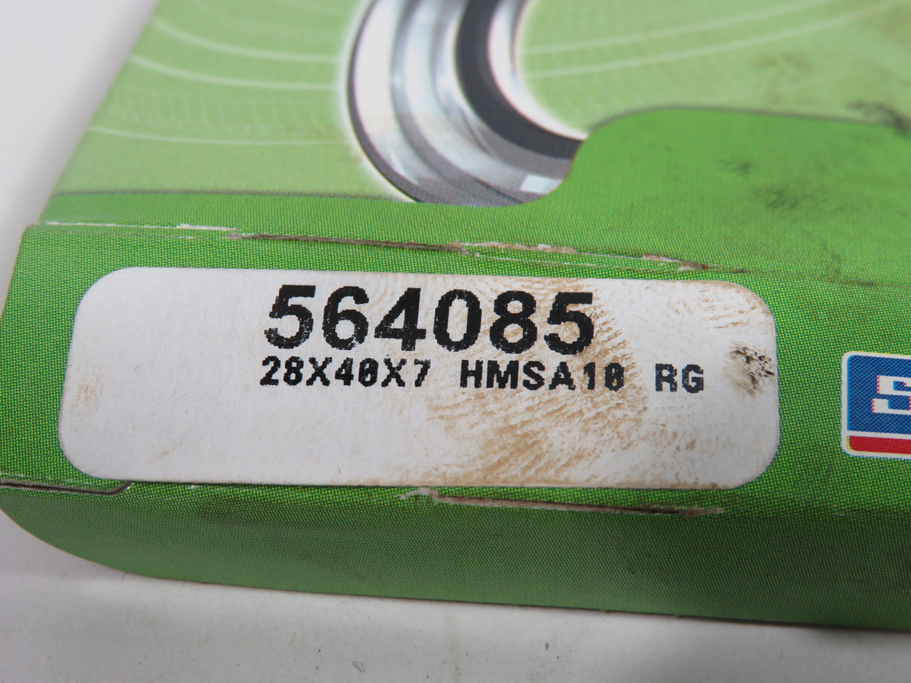 SKF 564085 Nitrile Oil Seal 28mm ID 40mm OD 7mm W BOX DAMAGE NEW