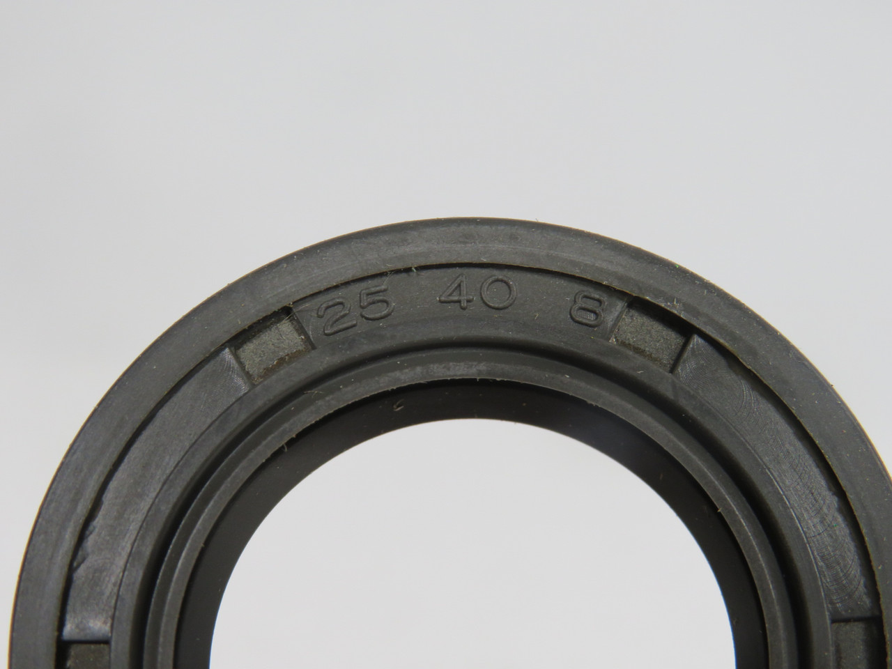 SKF 564077 Nitrile Oil Seal 25mm ID 40mm OD 8mm W NEW