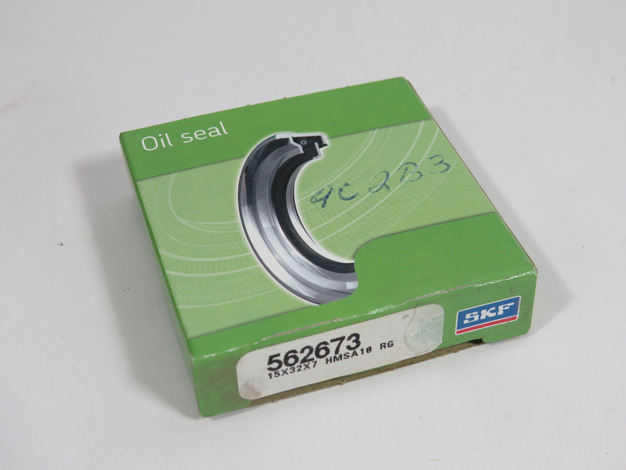 SKF 562673 Nitrile Oil Seal 15mm ID 32mm OD 7mm W NEW