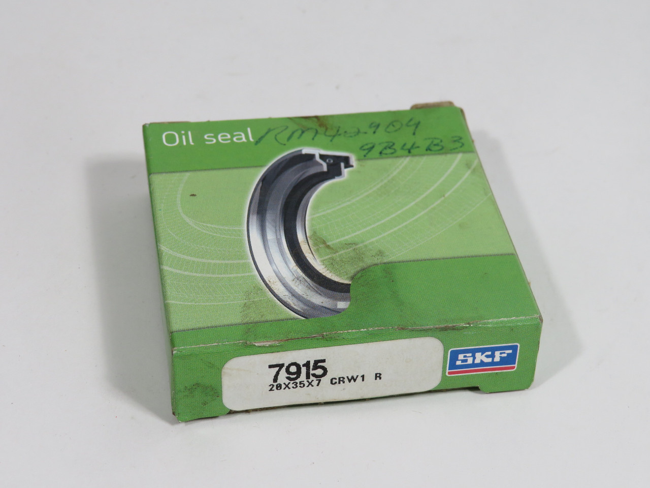 SKF Chicago Rawhide 7915 Oil Seal 20mm ID 35mm OD 7mm W NEW