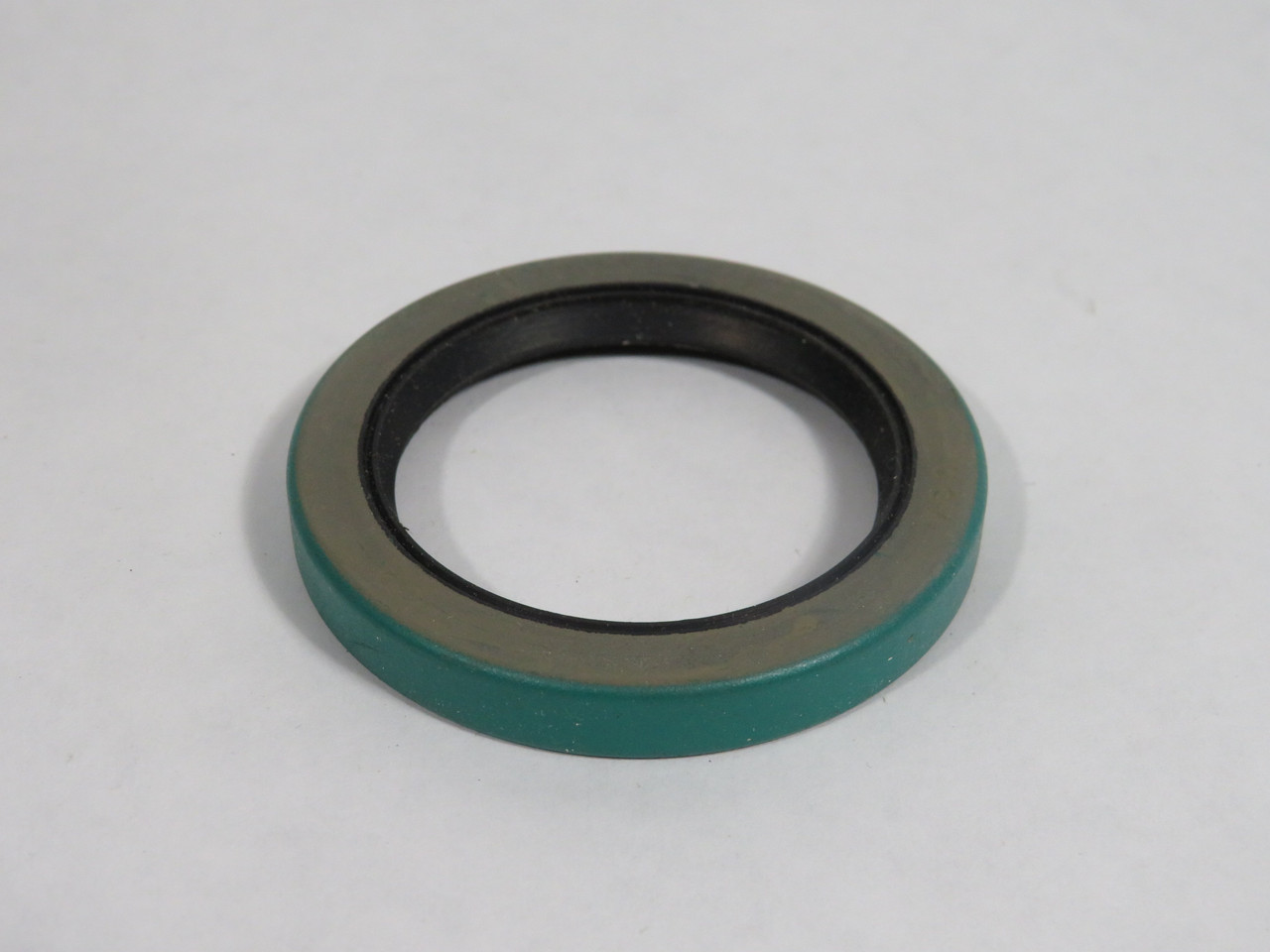 Chicago Rawhide 17271 Oil Seal 1.75" ID 2.374" OD 0.313" W NEW