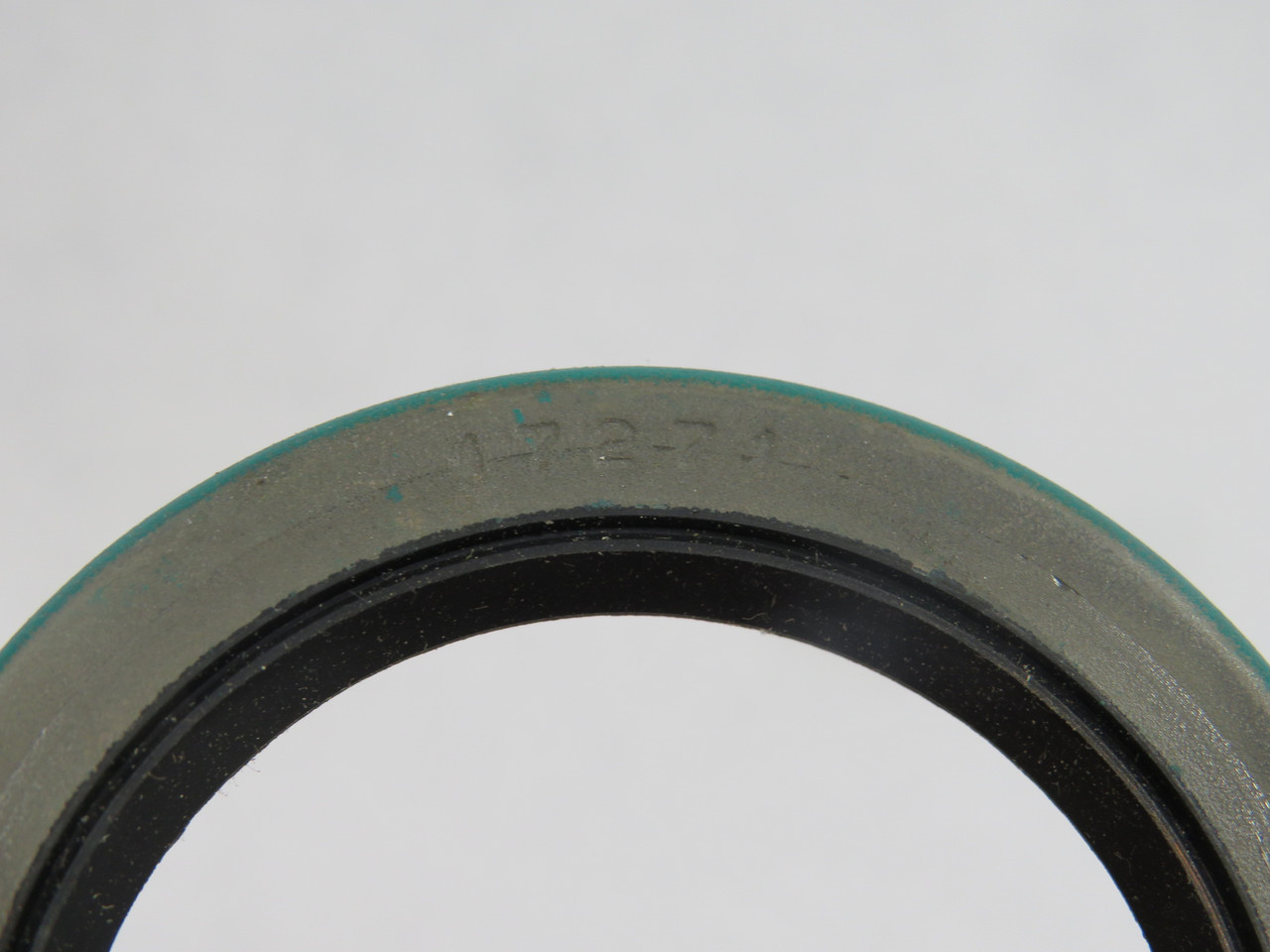 Chicago Rawhide 17271 Oil Seal 1.75" ID 2.374" OD 0.313" W NEW