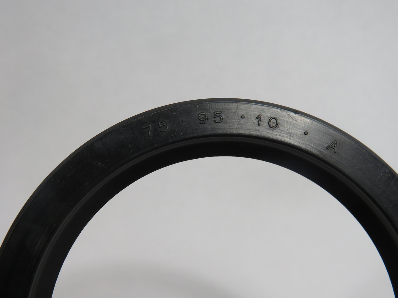 Daemar 759510A Nitrile Oil Seal 75mm ID 95mm OD 10mm W NOP