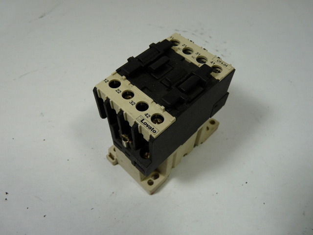 Lovato CF4.04 12060 Contactor 110V@50Hz 120V@60Hz USED