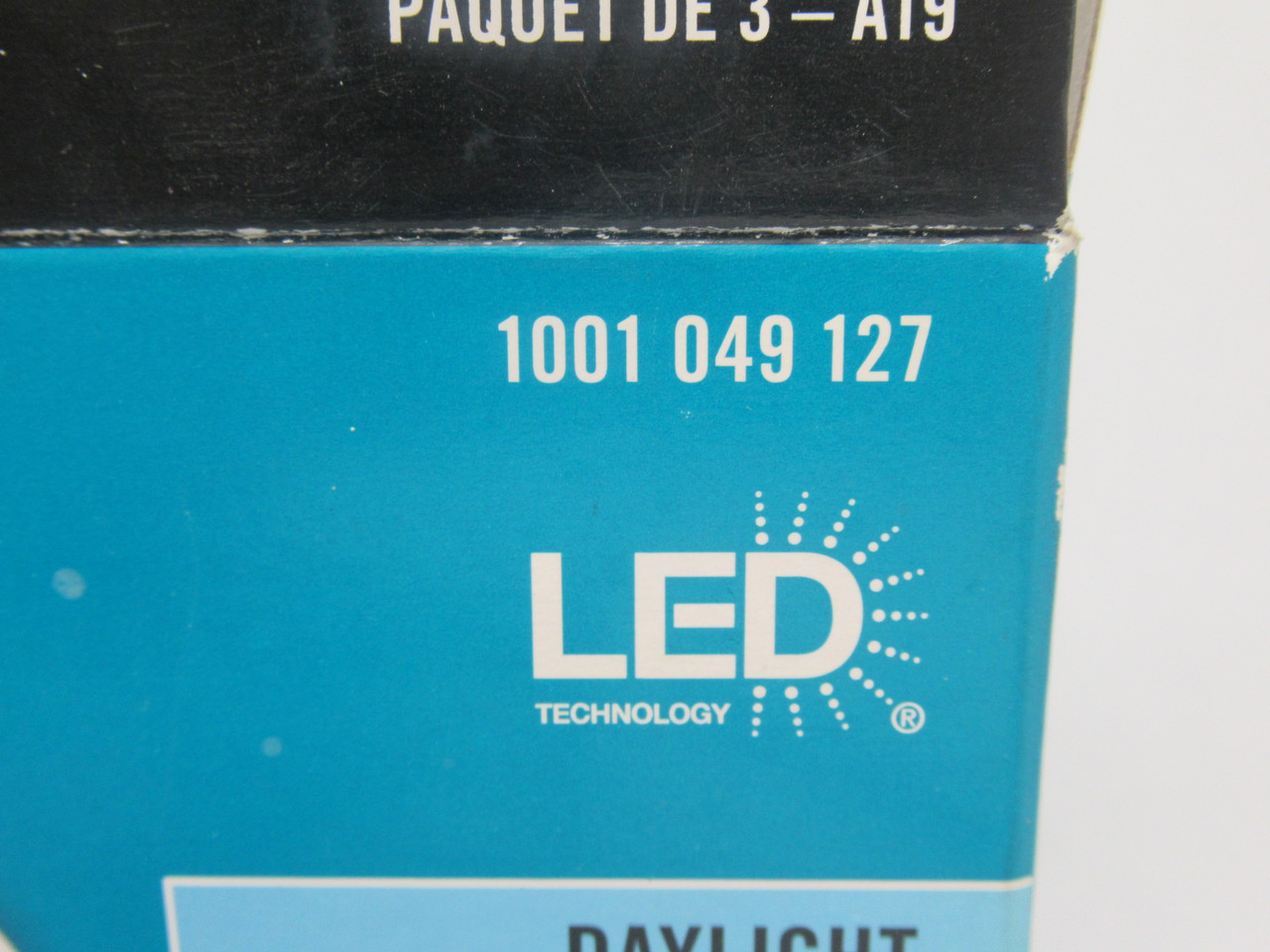 Ecosmart 1001049127 Daylight Dimmable LED Light Bulb 15.5W 120V A19 *3-Pack* NEW