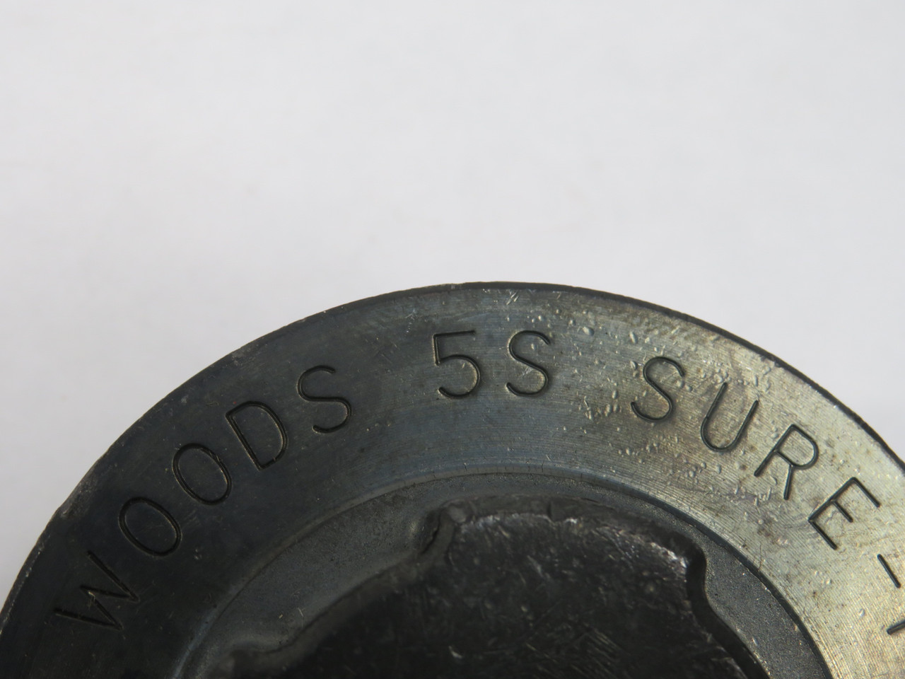 TB Wood's 5S58 Sleeve Coupling Flange 5/8" Bore 3.250"OD 1-11/32" LTB USED