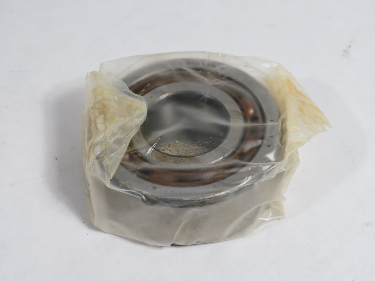 SKF 4305 ATN9 Double Row Deep Groove Ball Bearing 62mm OD 25mm ID 24mm W NEW