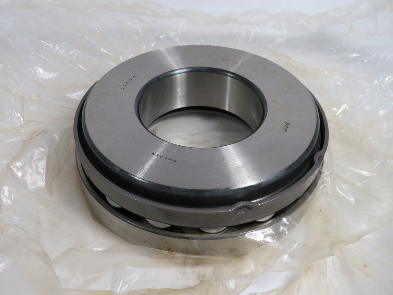 SKF 29417 B Spherical Roller Thrust Bearing 180mm OD 85mm ID 58mm W BOX DMG NEW