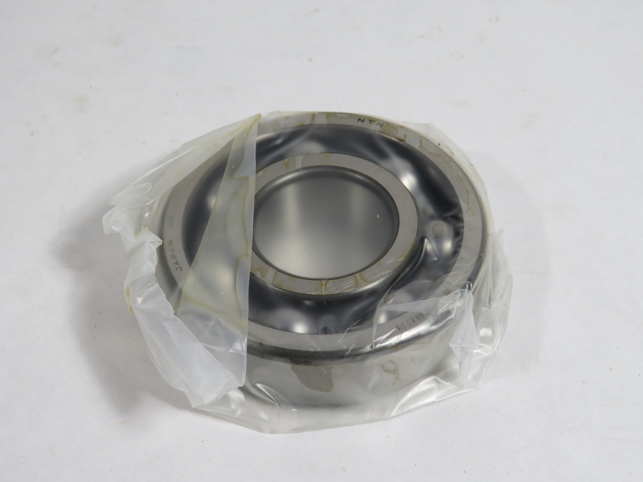 NTN 63/28C3 Deep Groove Ball Bearing 68mm OD 28mm ID 18mm W NEW