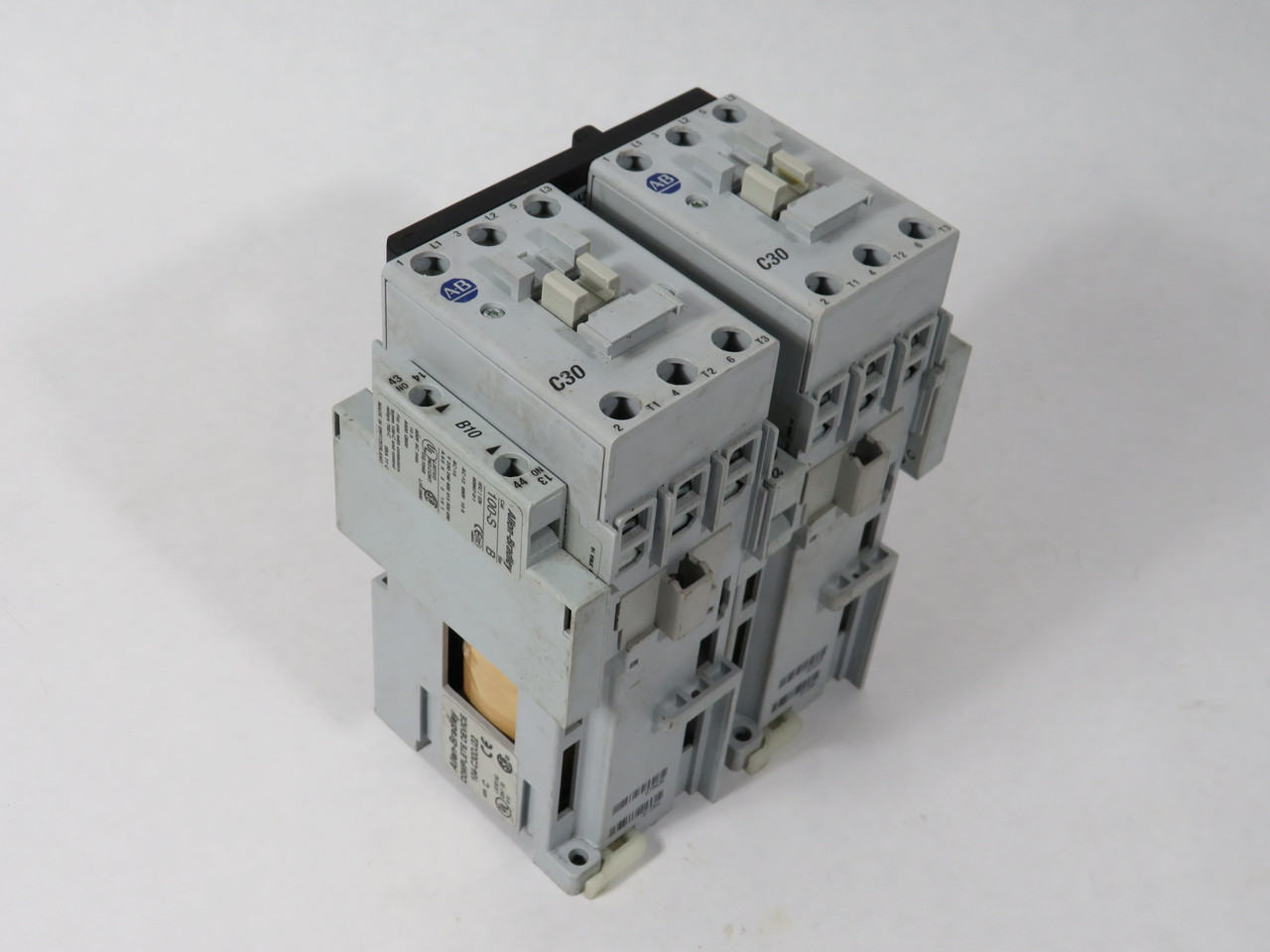 Allen-Bradley 104-C30DJ22 Ser. C Reversing Contactor 24VDC MISSING BUS BAR USED