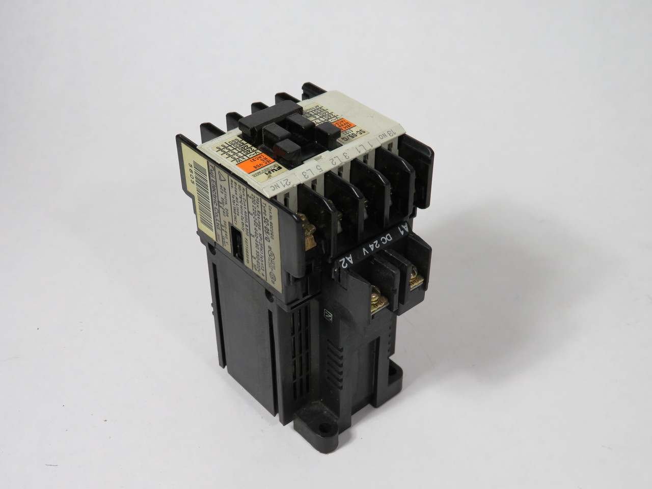 Fuji Electric 4GC0GM11 SC-05/G Non-Reversing Contactor 24VDC 1NC 1NO USED