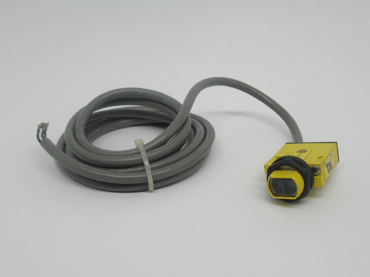 Banner SM312D Mini Beam Photoelectric Sensor 380mm Range 1.7m Length USED