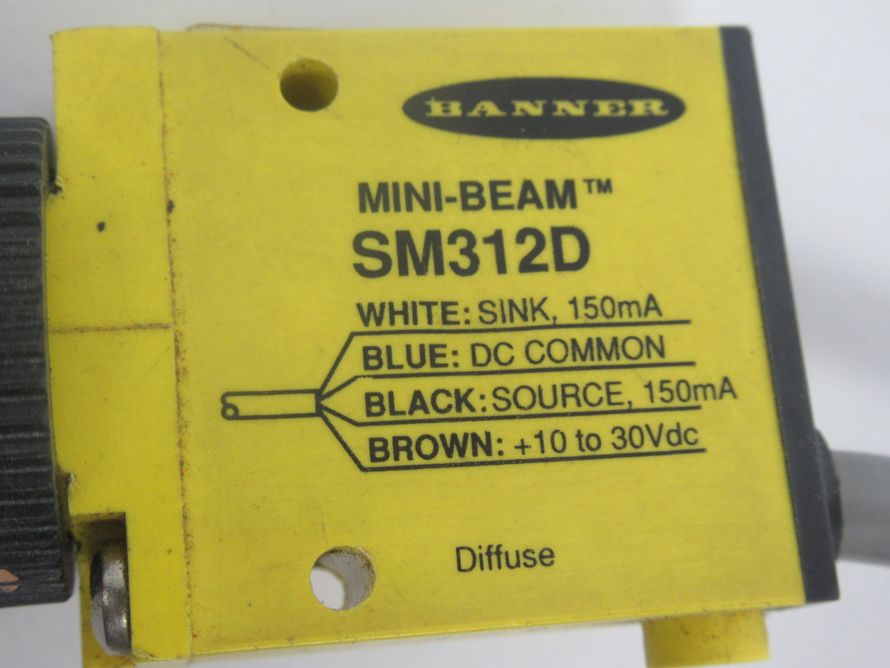 Banner SM312D Mini Beam Photoelectric Sensor 380mm Range 1.7m Length USED