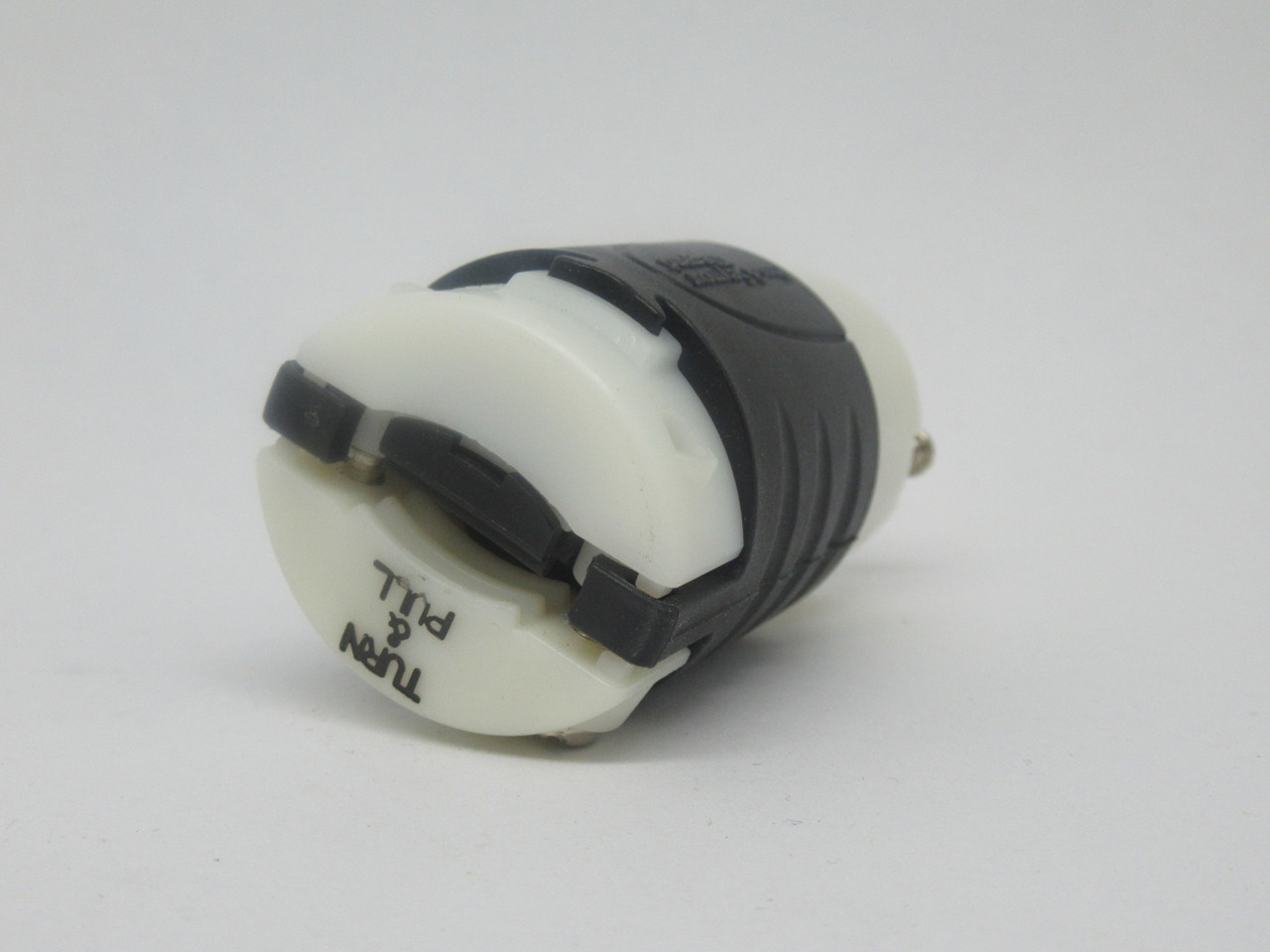 Pass & Seymour Legrand PSL515-C Turnlok Connector 15A 125V 2P 3W NEW