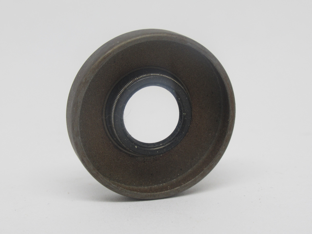 Chicago Rawhide 5133 Oil Seal 0.5" ID 1.25" OD 0.25"W NEW