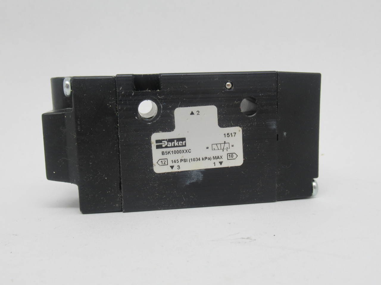 Parker B5K1000XXC Single Remote Pilot 3-Way 2-Pos Valve 1/4" Port 145PSI USED