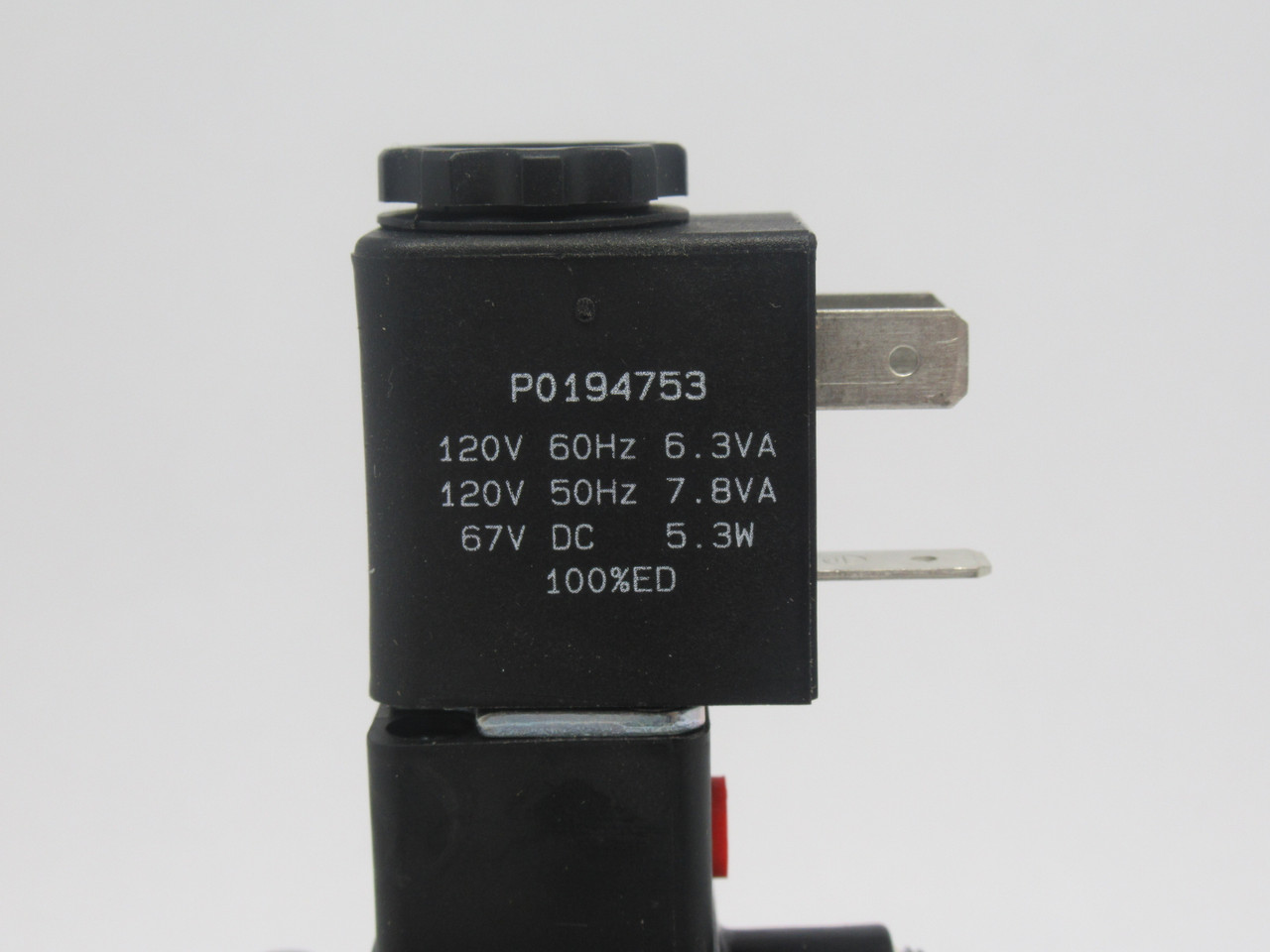 Parker B5G1ACB53C 2-Pos Solenoid Valve 1/4" 120V@50/60Hz 145psi 5.3W USED