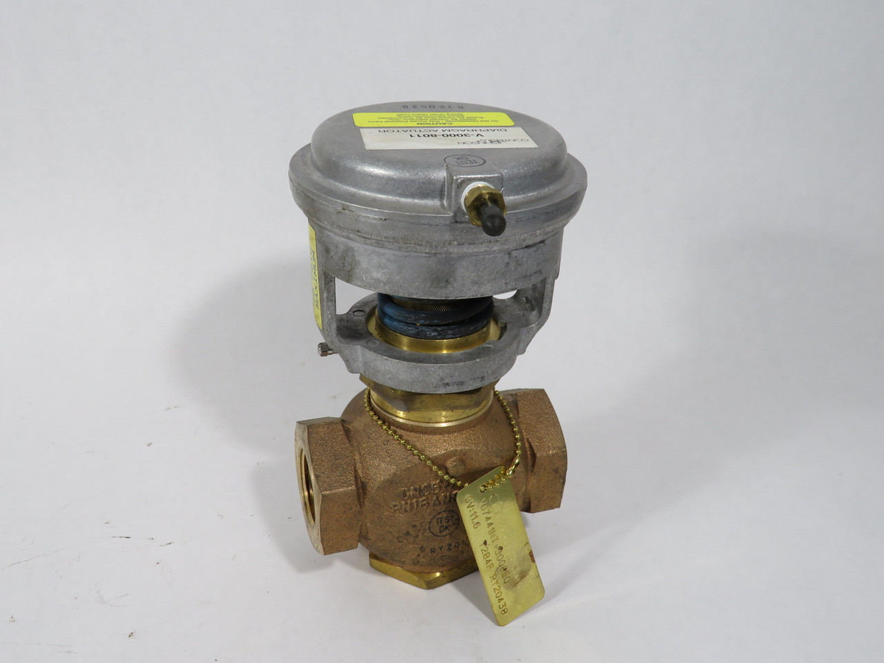 Johnson Controls VG7441NT+3008E0 Globe Valve 1"NPT 11.6CV 25psig DMG'D BOX NEW
