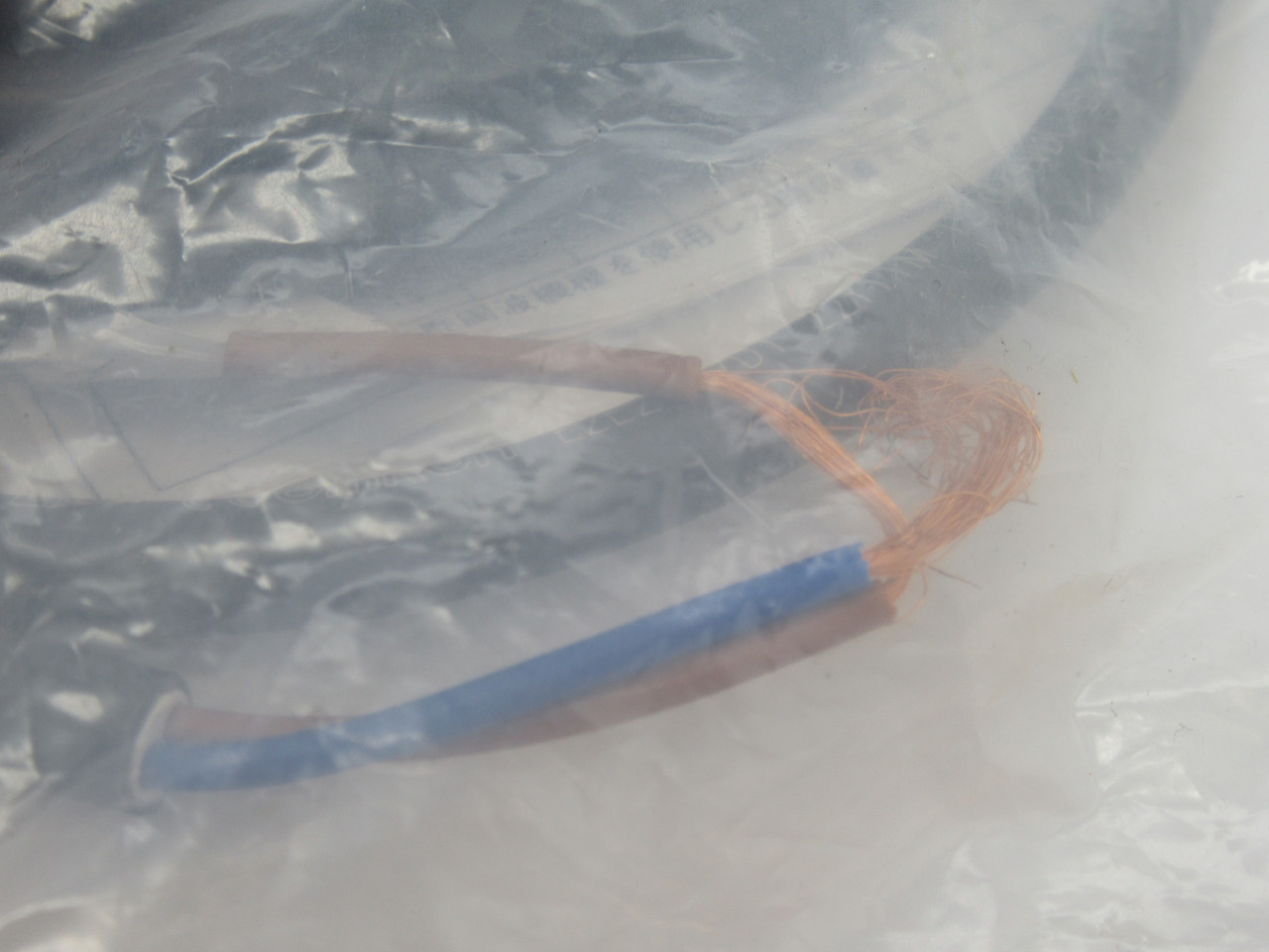 Omron E2E2-X7D1 Proximity Sensor 12-24VDC 7mm Range 2m Length NWB