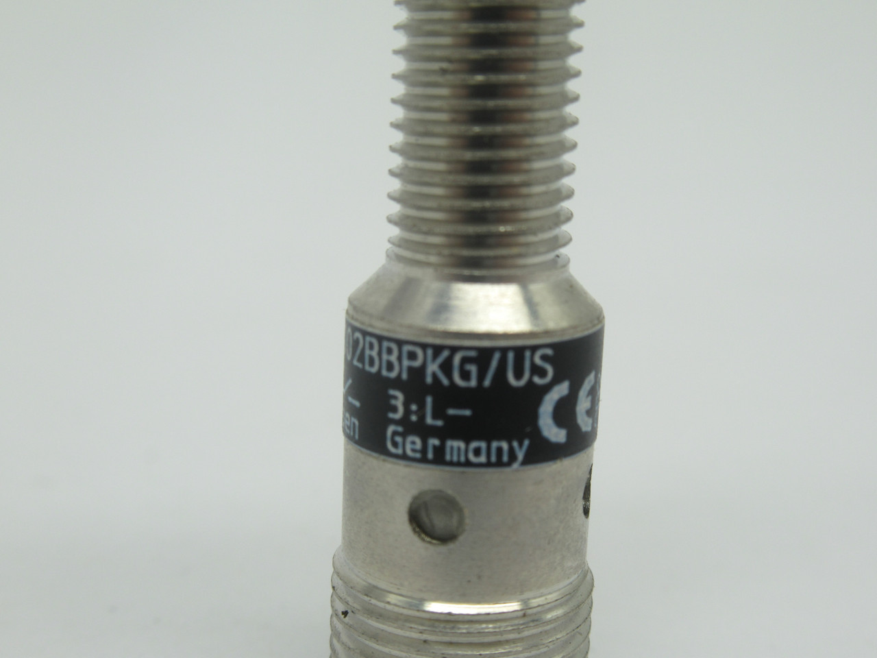 IFM IE5318 IEK3002BBPKG/US Inductive Proximity Sensor 10-30VDC 100mA 2mm USED