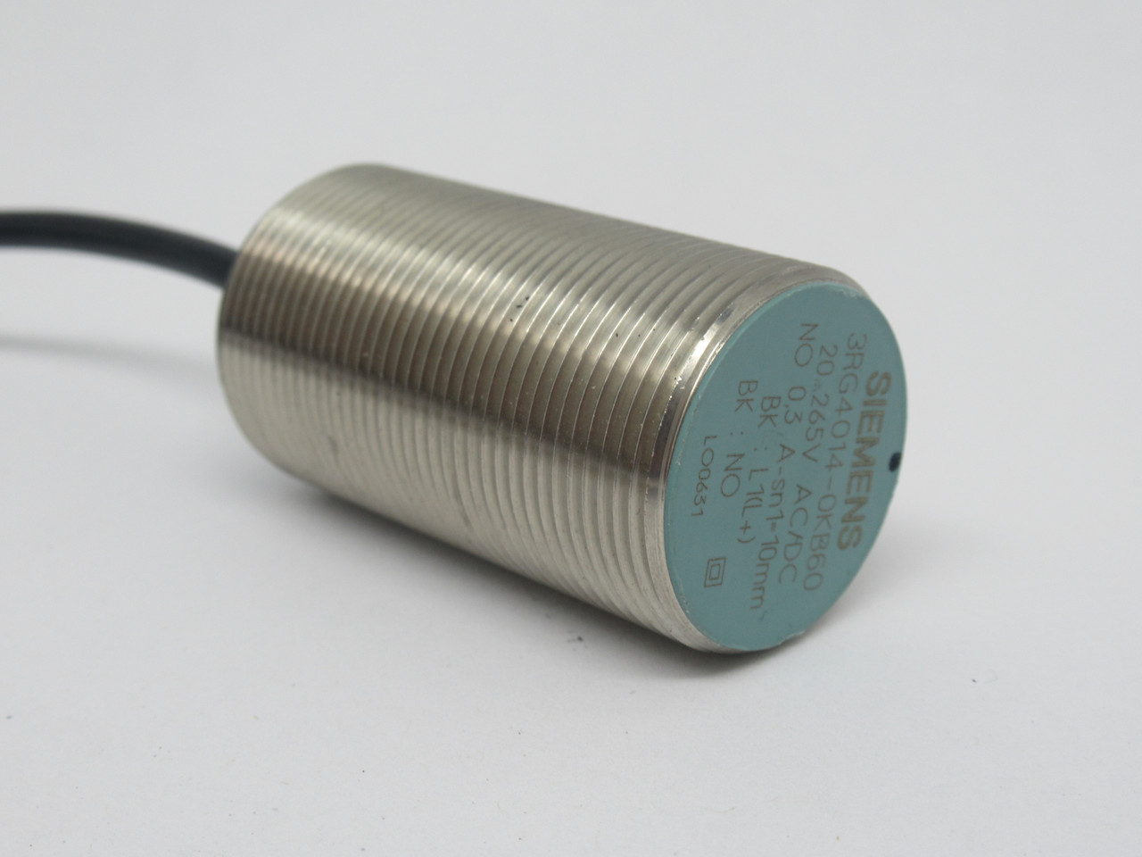 Siemens 3RG4014-0KB60 Inductive Proximity Sensor 20-265VAC/DC 30mA 10mm USED