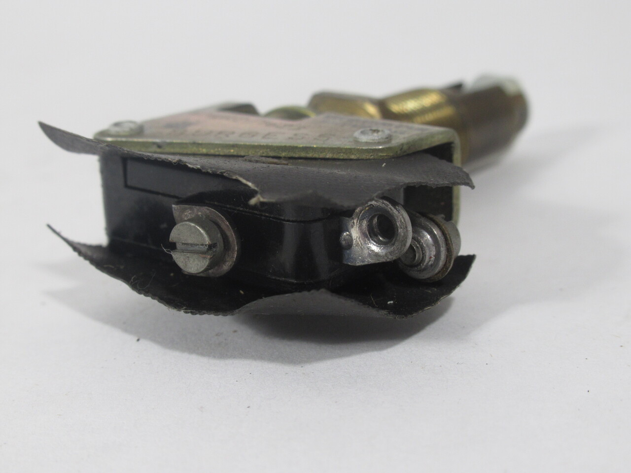 Burgess V3QR2/1623 Snap Action Limit Switch 10A@125/250VAC 1/3HP@125VAC USED