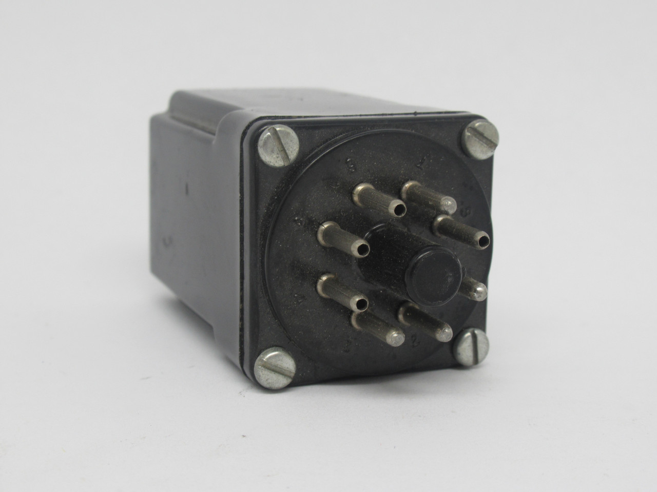 Skanamatic R02003 Plug In Relay 5VDC 8-Pin USED