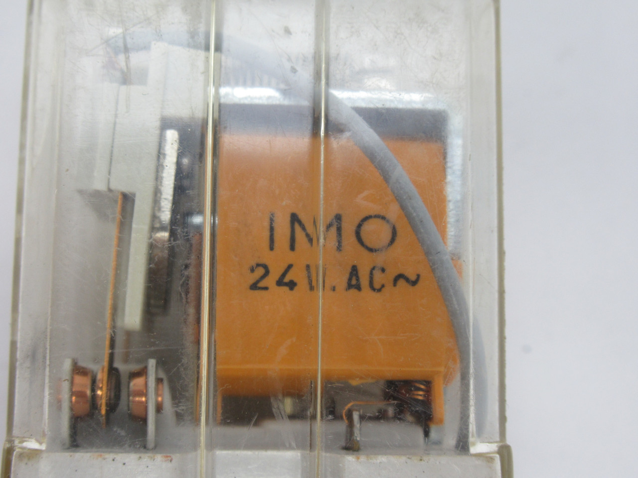 IMO 60.12 Plug In Relay 24VAC 10A 8-Pin USED
