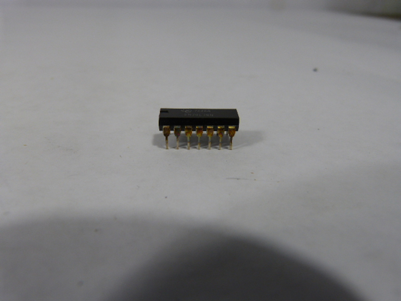 Texas Instruments SN74L74N Plastic Dipped 14 Pin Integrated Circuit USED