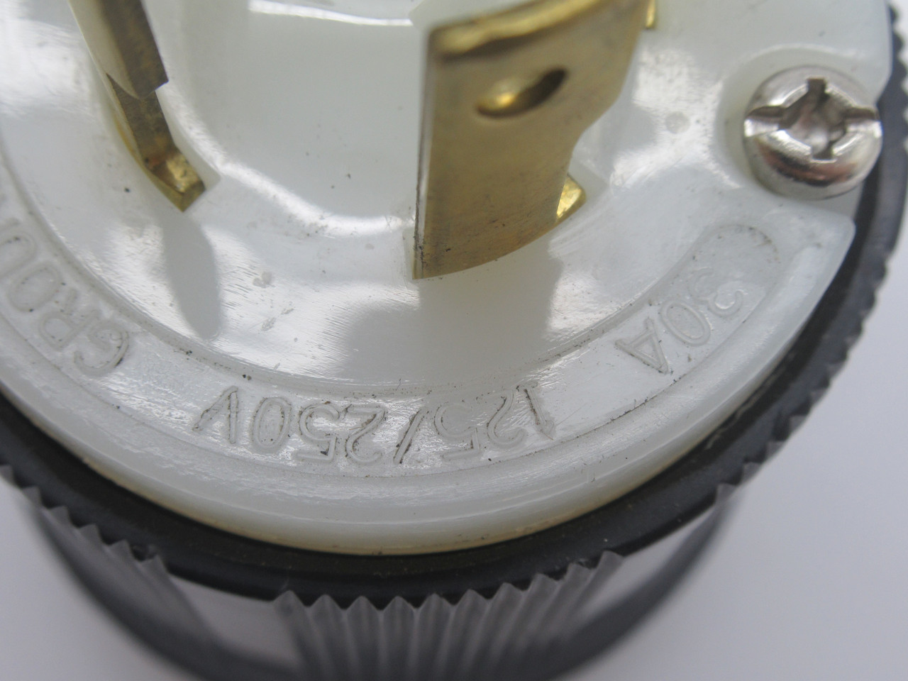 Cooper Arrow Hart CWL1430P Hartlock Plug 30A 125/250V 4W 3P USED