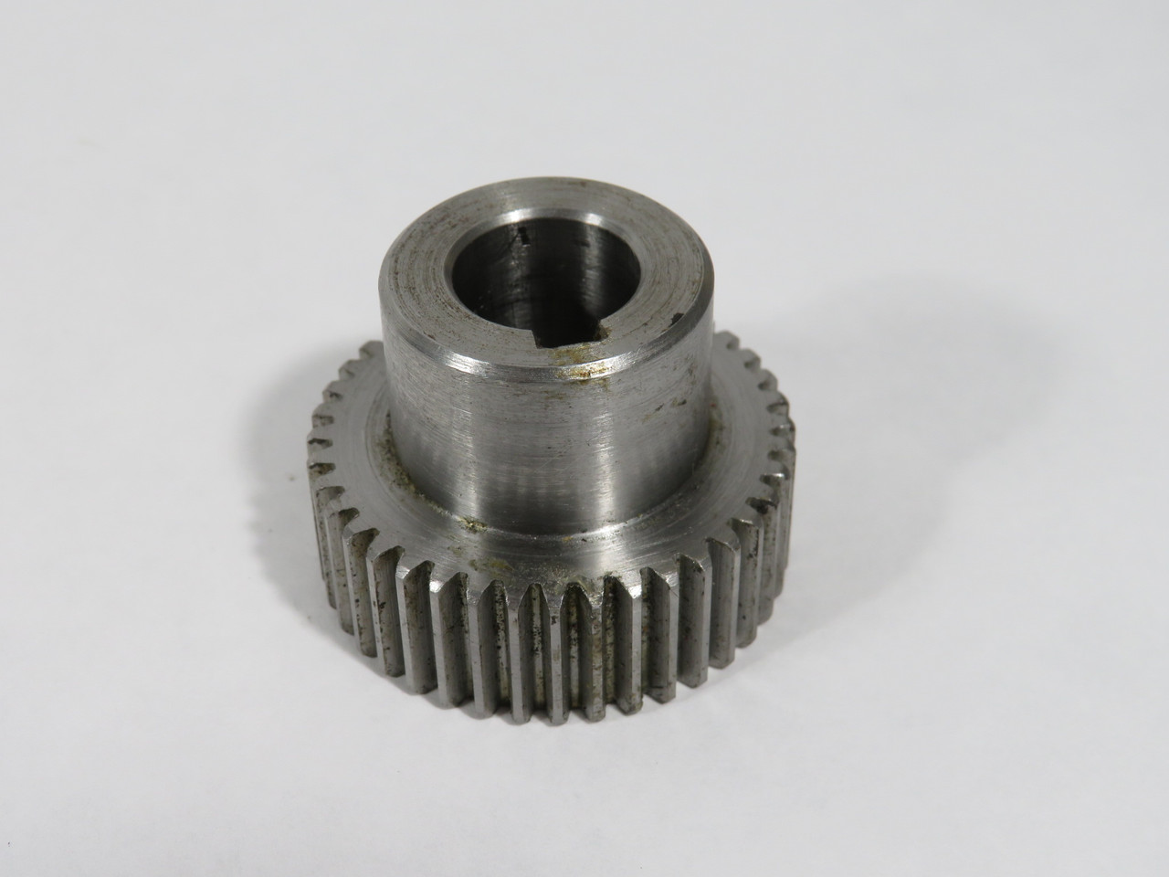 Generic 40T 83502-01 Worm Gear Sprocket 9/16" Bore 40T 1-1/16" Hub Diam USED