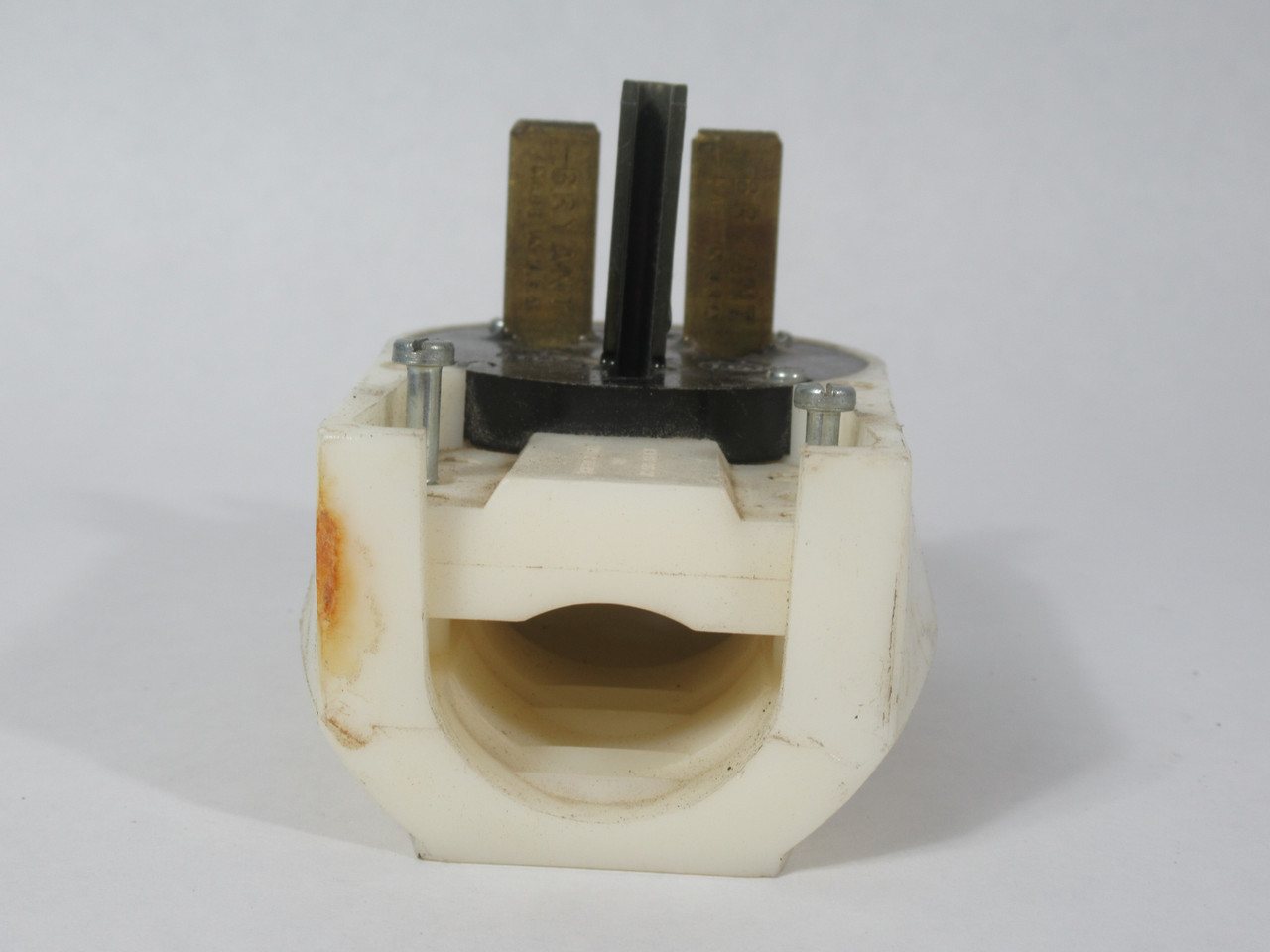 Bryant 9630ANP Nylon Angle Plug 30A 250V 3W 2P SHELF WEAR USED