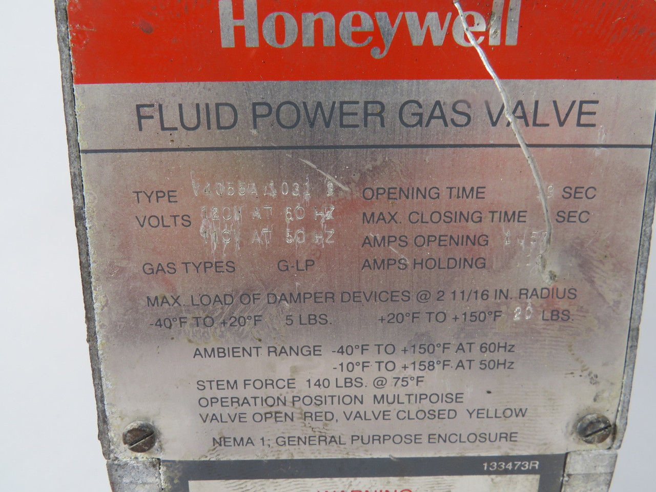Honeywell V4055A-1031-3 Fluid Power Gas Valve 120V @ 60Hz 110V @ 50Hz USED
