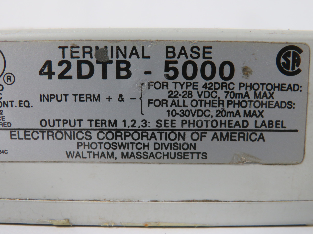 Electronics Corporation 42DTB-5000 Photoswitch Base 22-28VDC SHELF WEAR USED