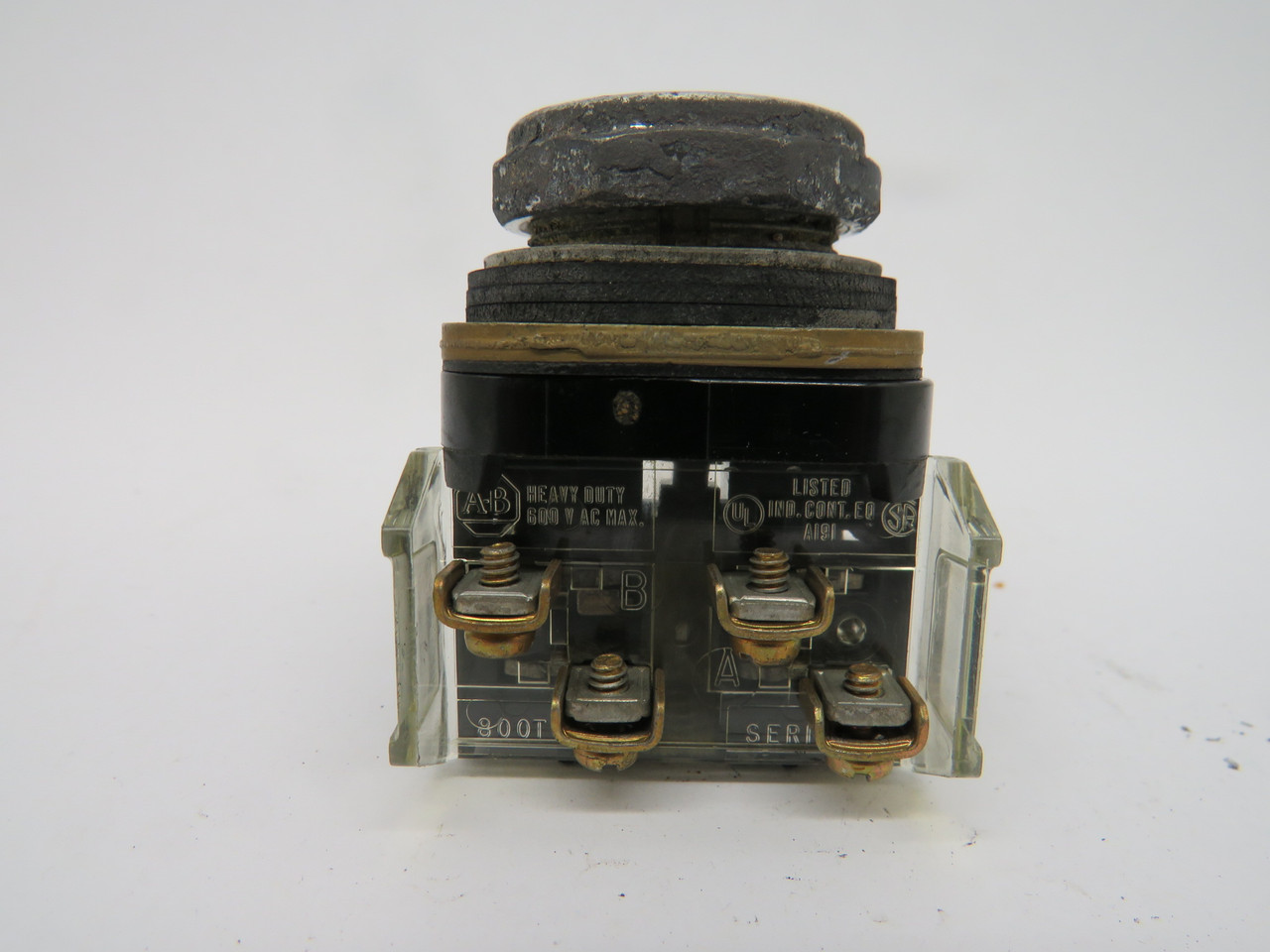 Allen-Bradley 800T-A1A Ser. N Push Button 600V 1NO 1NC Green SHELF WEAR USED