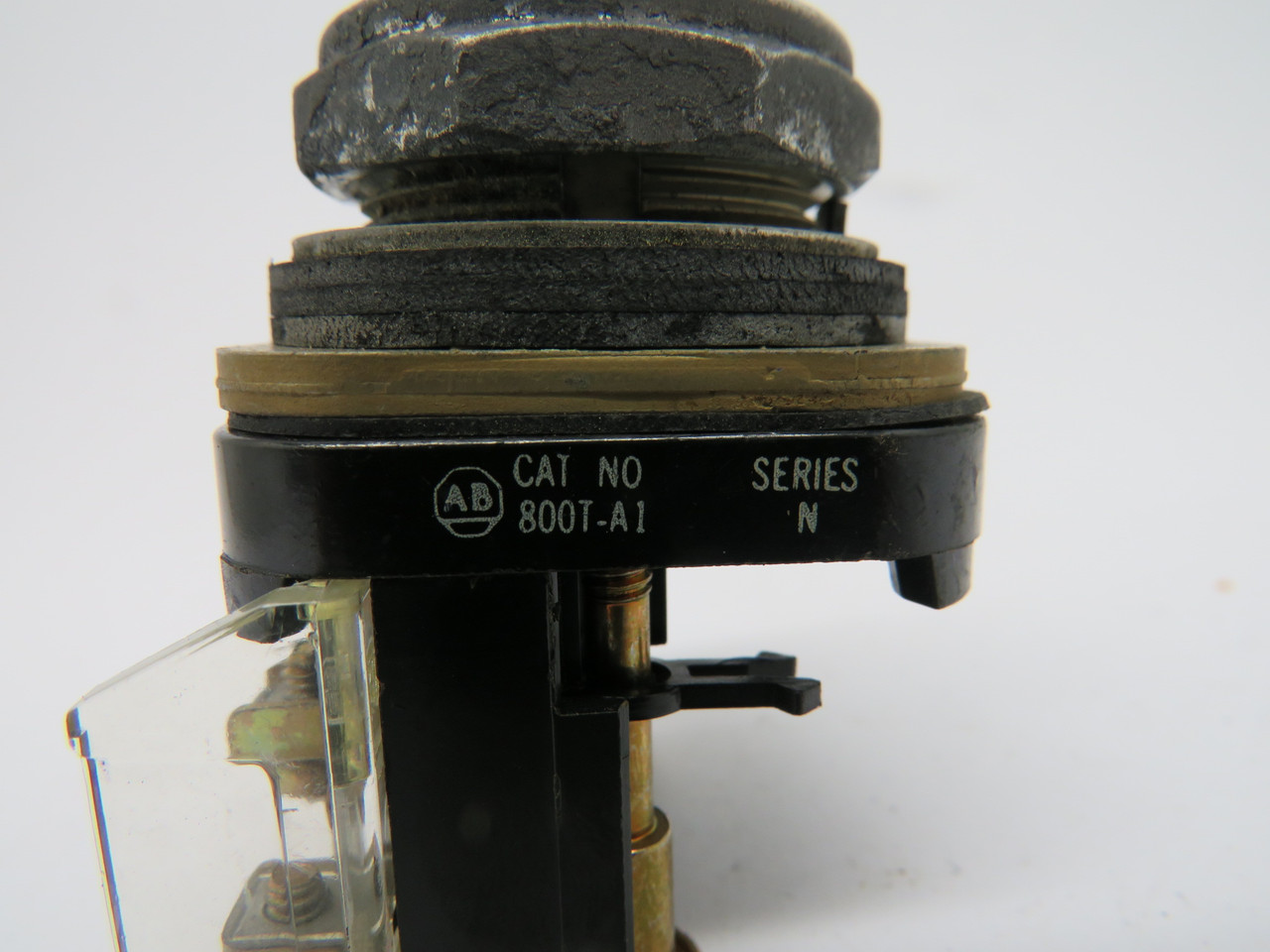 Allen-Bradley 800T-A1A Ser. N Push Button 600V 1NO 1NC Green SHELF WEAR USED