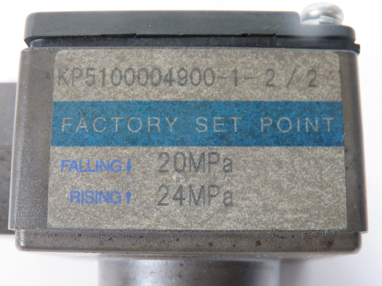 Taihei Boeki PZA50T Pressure Switch 12-28VDC 50MPa Range 75MPa Proof USED