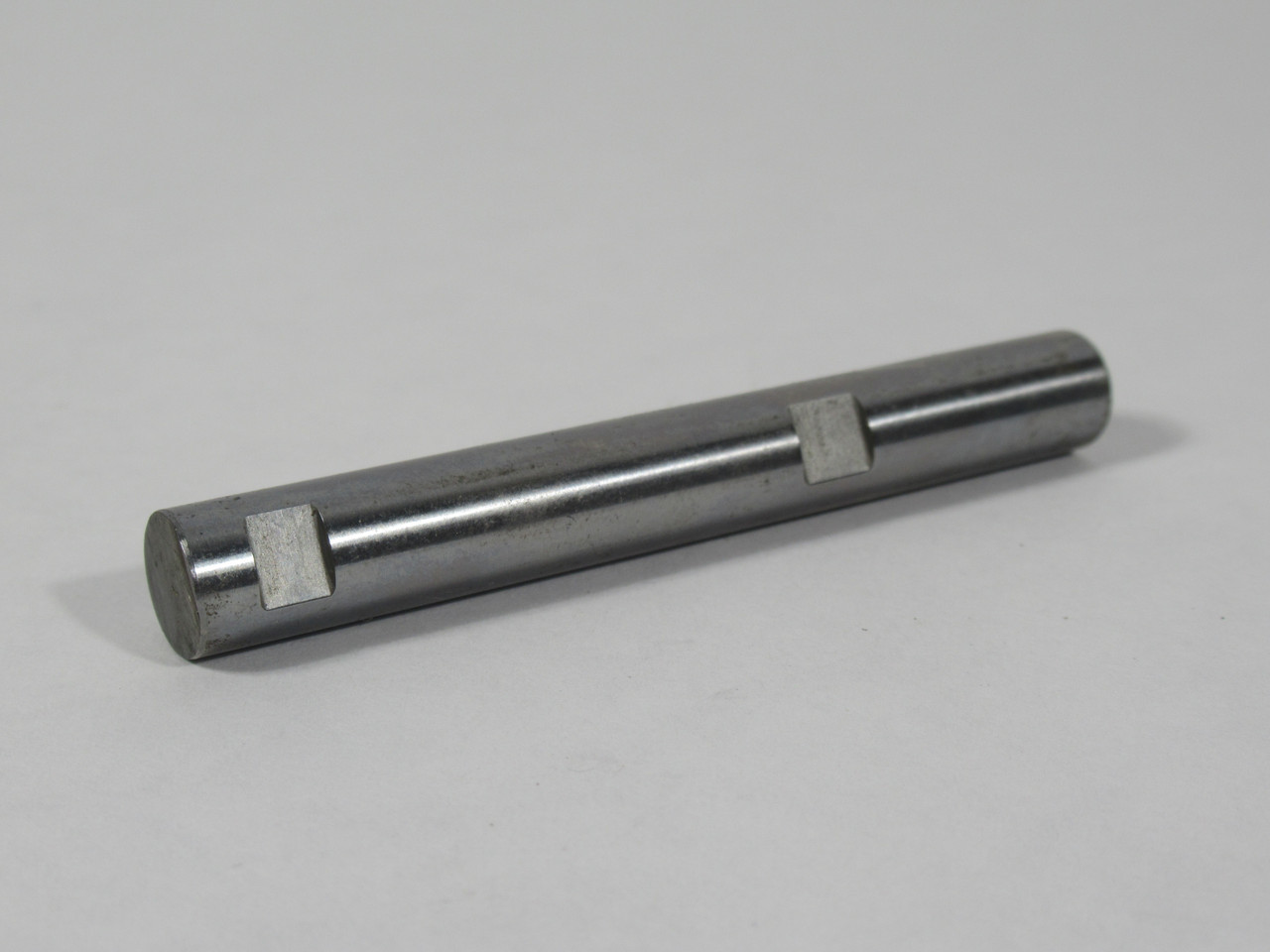 Open Date SPI620024 Cam Spindle EC Old Style 3/8" D 1-29/32" L NWB