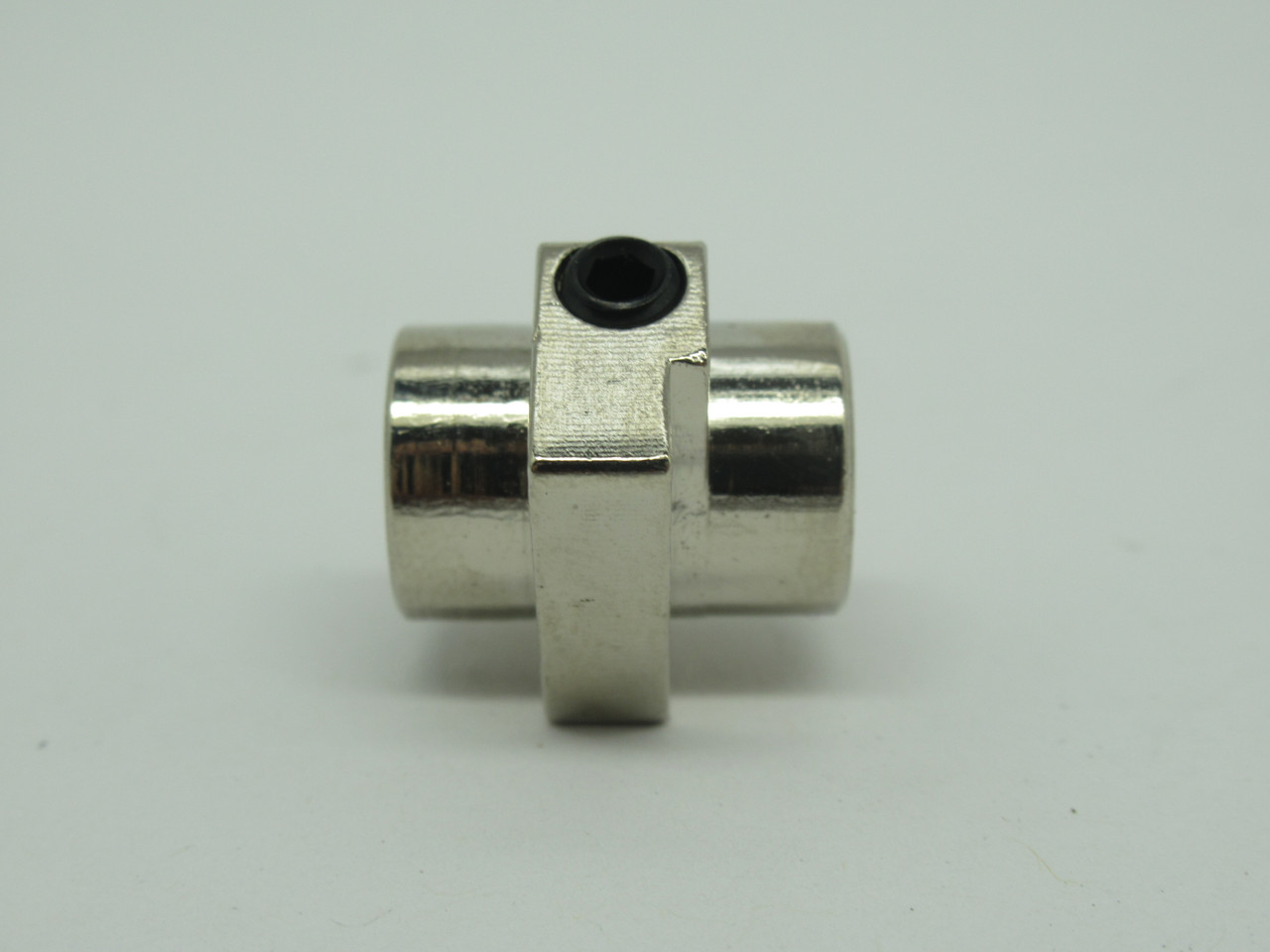 Open Date CAM620025 Cam Shaft EC MKII 3/8" ID NWB